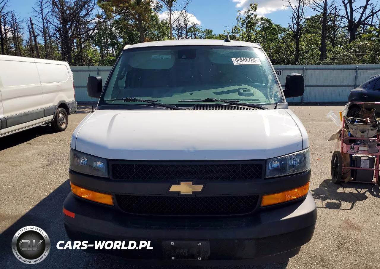 2019 Chevrolet Express G2500 VIN:1GCWGAFP9K1147267 - 5