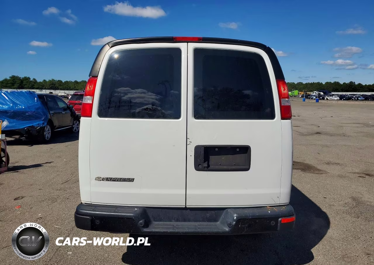 2019 Chevrolet Express G2500 VIN:1GCWGAFP9K1147267 - 6