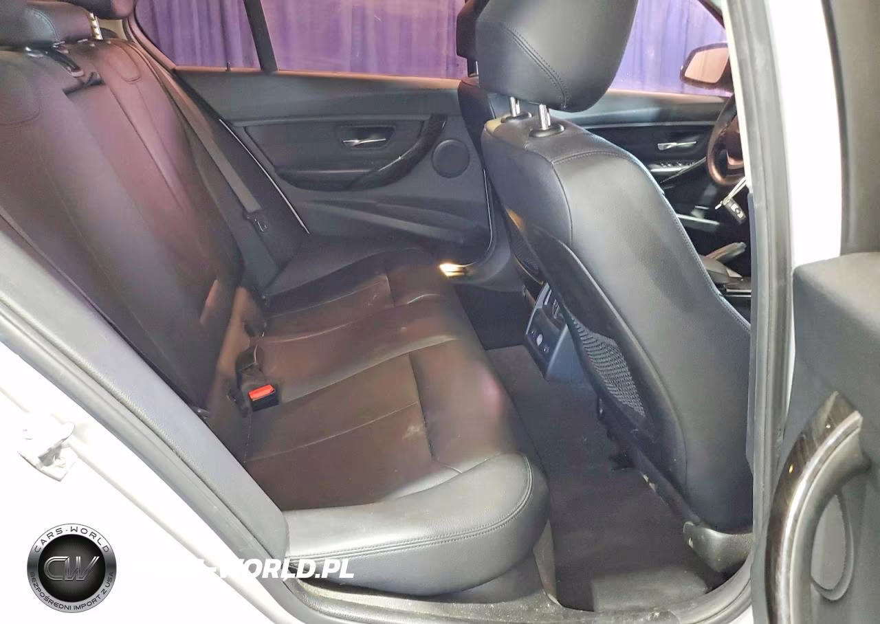 2015 BMW 328 Xi VIN:WBA3B3G56FNT18191 - 10