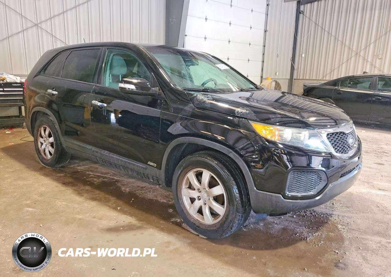 2012 Kia Sorento Lx VIN:5XYKTCA60CG195553 - 4