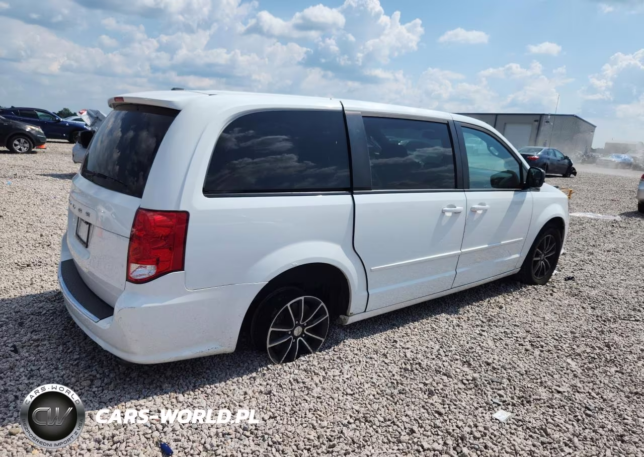 2015 Dodge Grand Caravan Se VIN:2C4RDGBG7FR558828 - 3