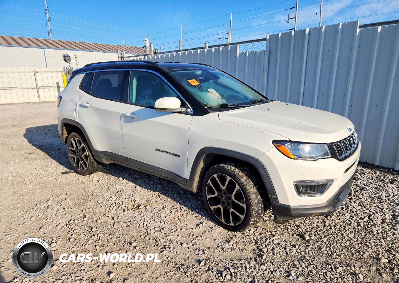 2018 Jeep Compass Limited VIN:3C4NJDCB5JT206491 - 4