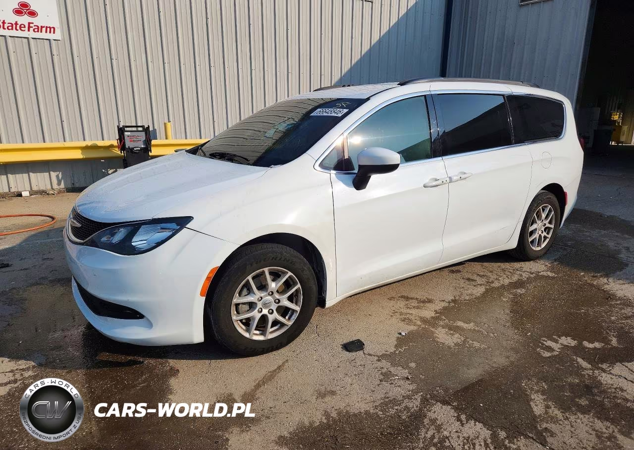 2021 Chrysler Voyager Lxi