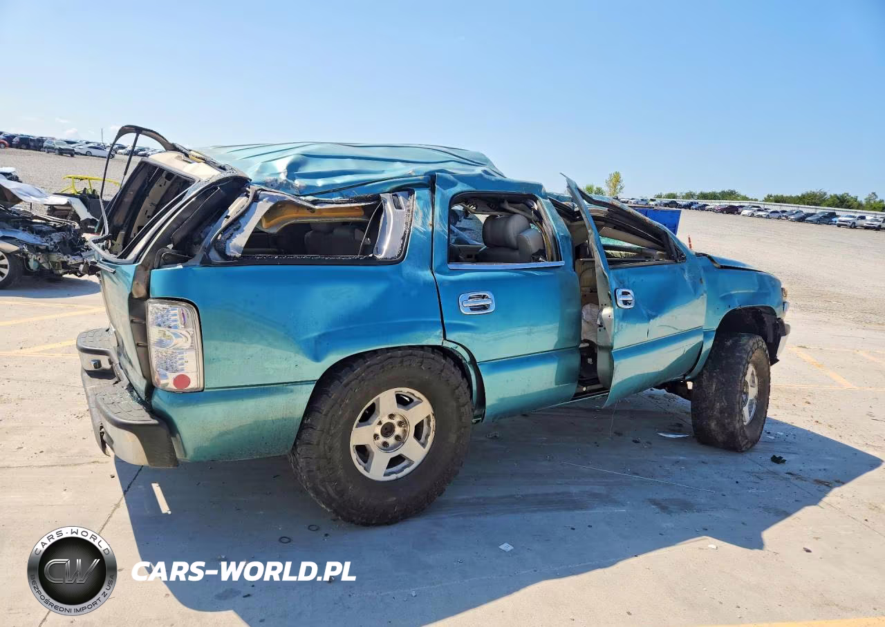 2001 Chevrolet Tahoe K1500 VIN:1GNEK13T21J100373 - 3