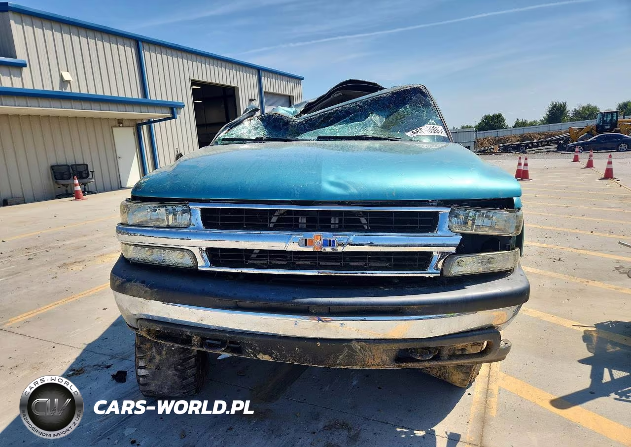 2001 Chevrolet Tahoe K1500 VIN:1GNEK13T21J100373 - 5