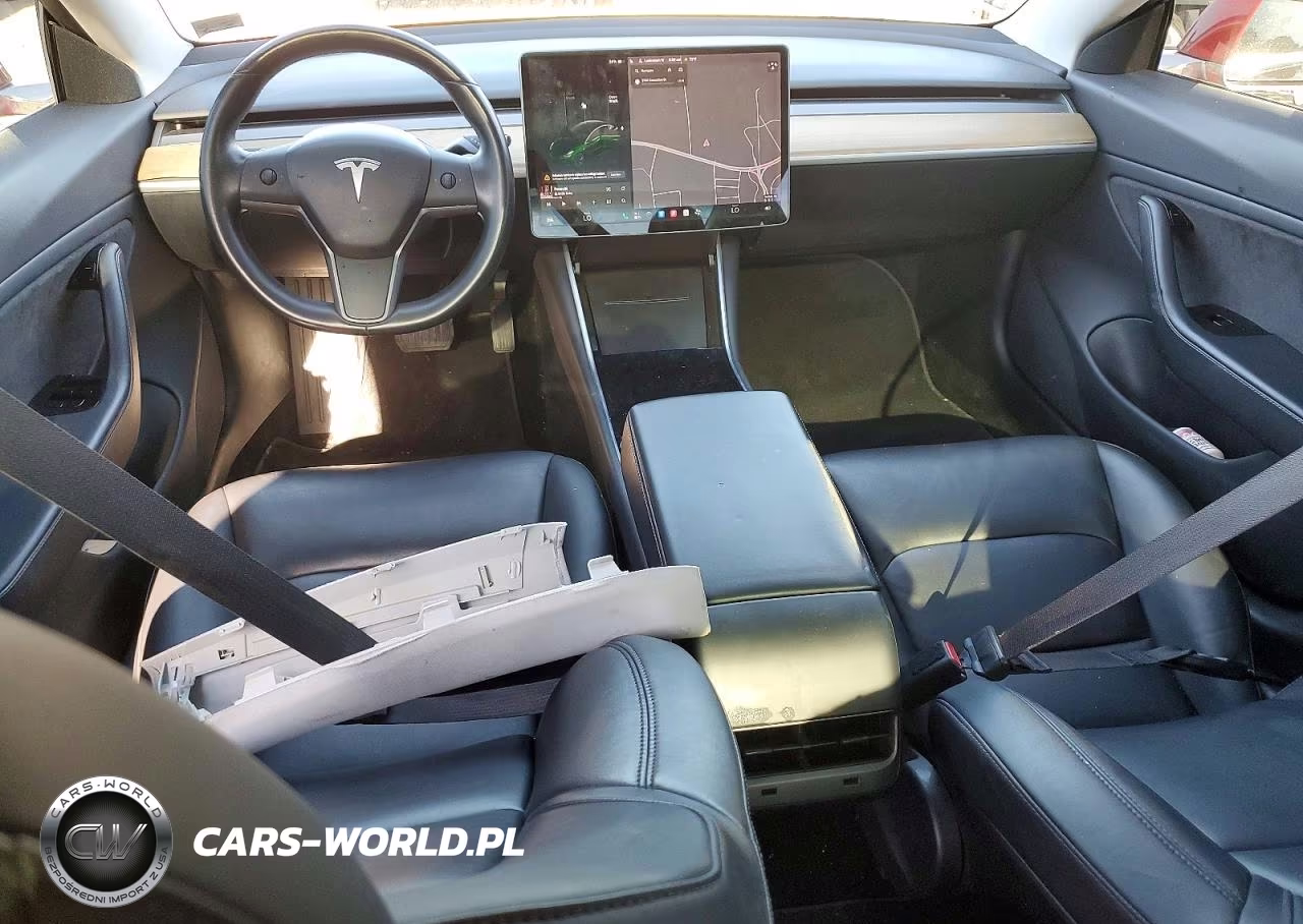2018 Tesla Model 3 VIN:5YJ3E1EB4JF064317 - 8