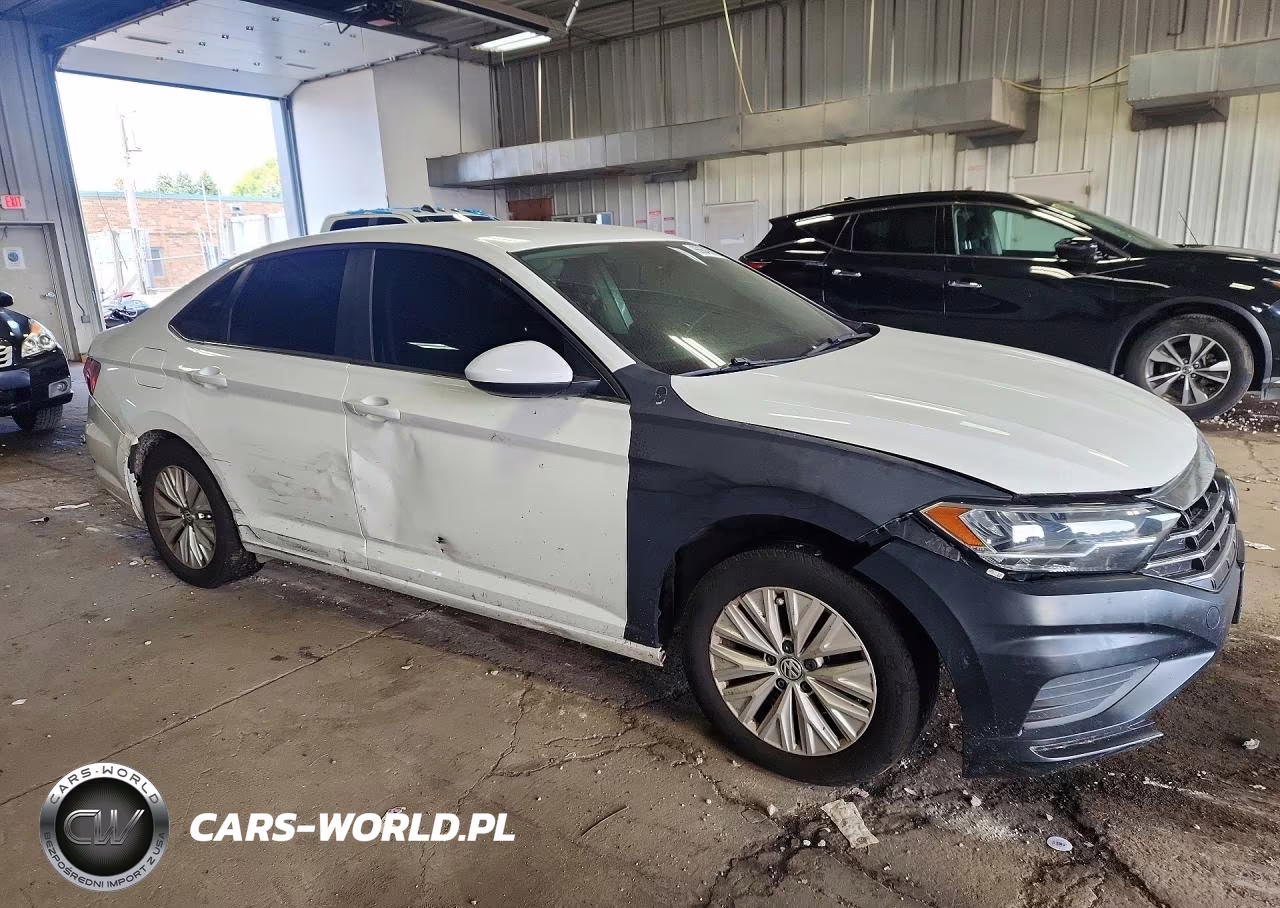 2019 Volkswagen Jetta S VIN:3VWC57BU3KM275267 - 4