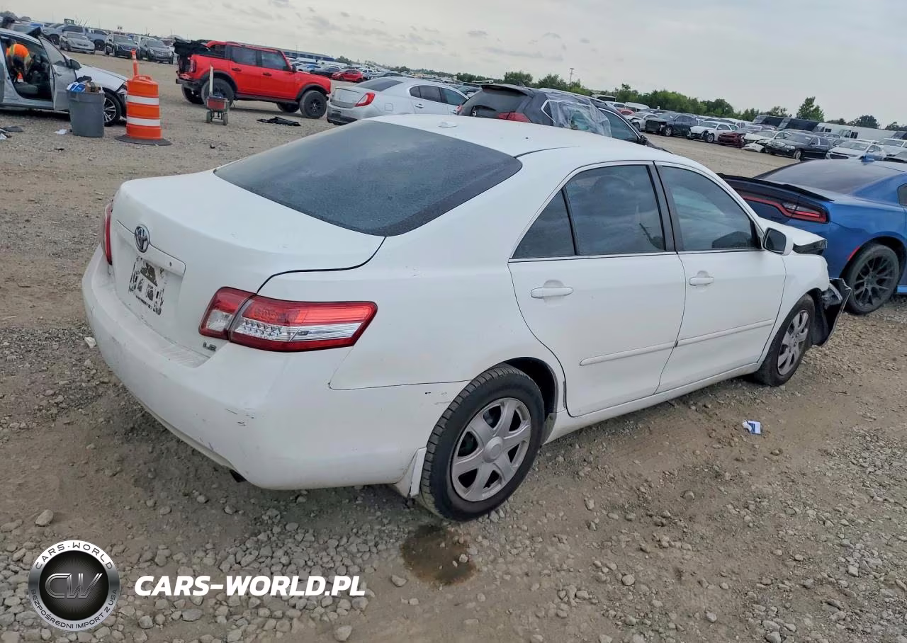 2010 Toyota Camry Le VIN:4T4BF3EK4AR064878 - 3