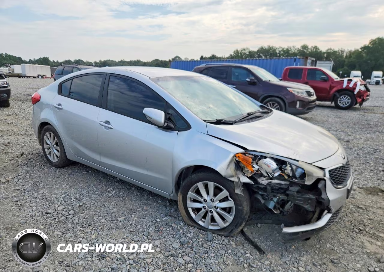 2015 Kia Forte Lx VIN:KNAFX4A67F5272165 - 4