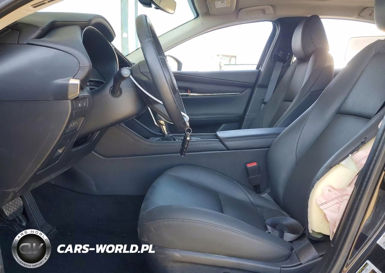 2024 Mazda 3 Preferred VIN:3MZBPACM1RM417160 - 7