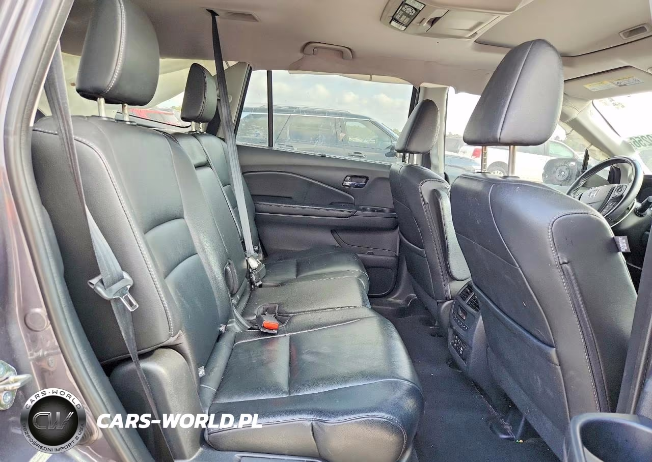 2016 Honda Pilot Touring VIN:5FNYF5H92GB040741 - 11