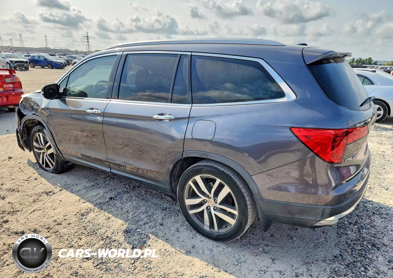 2016 Honda Pilot Touring VIN:5FNYF5H92GB040741 - 2