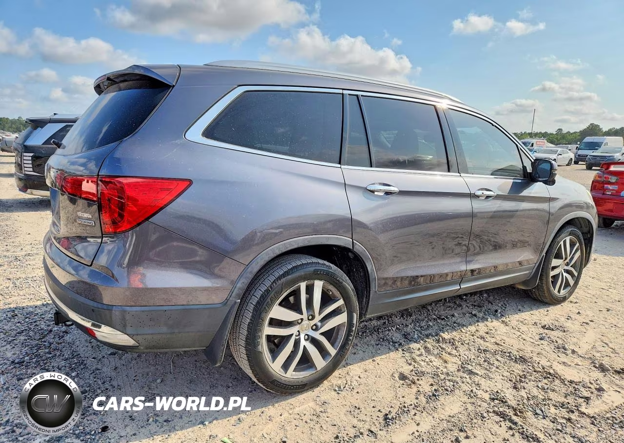 2016 Honda Pilot Touring VIN:5FNYF5H92GB040741 - 3