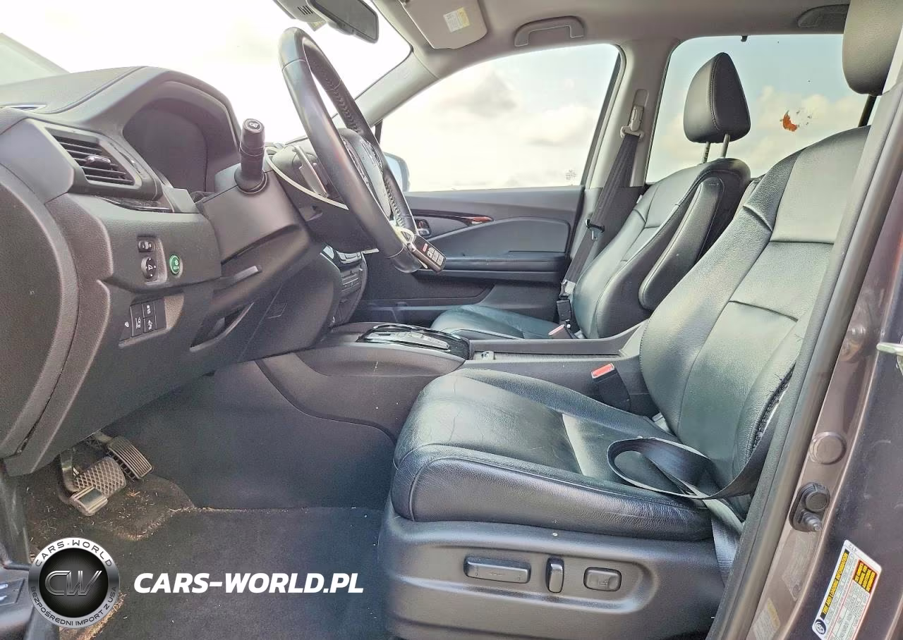 2016 Honda Pilot Touring VIN:5FNYF5H92GB040741 - 7