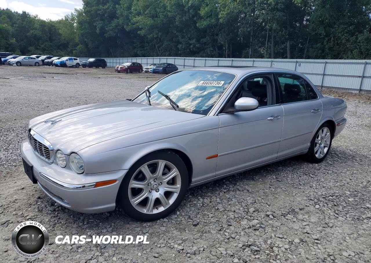 2004 Jaguar Xj8
