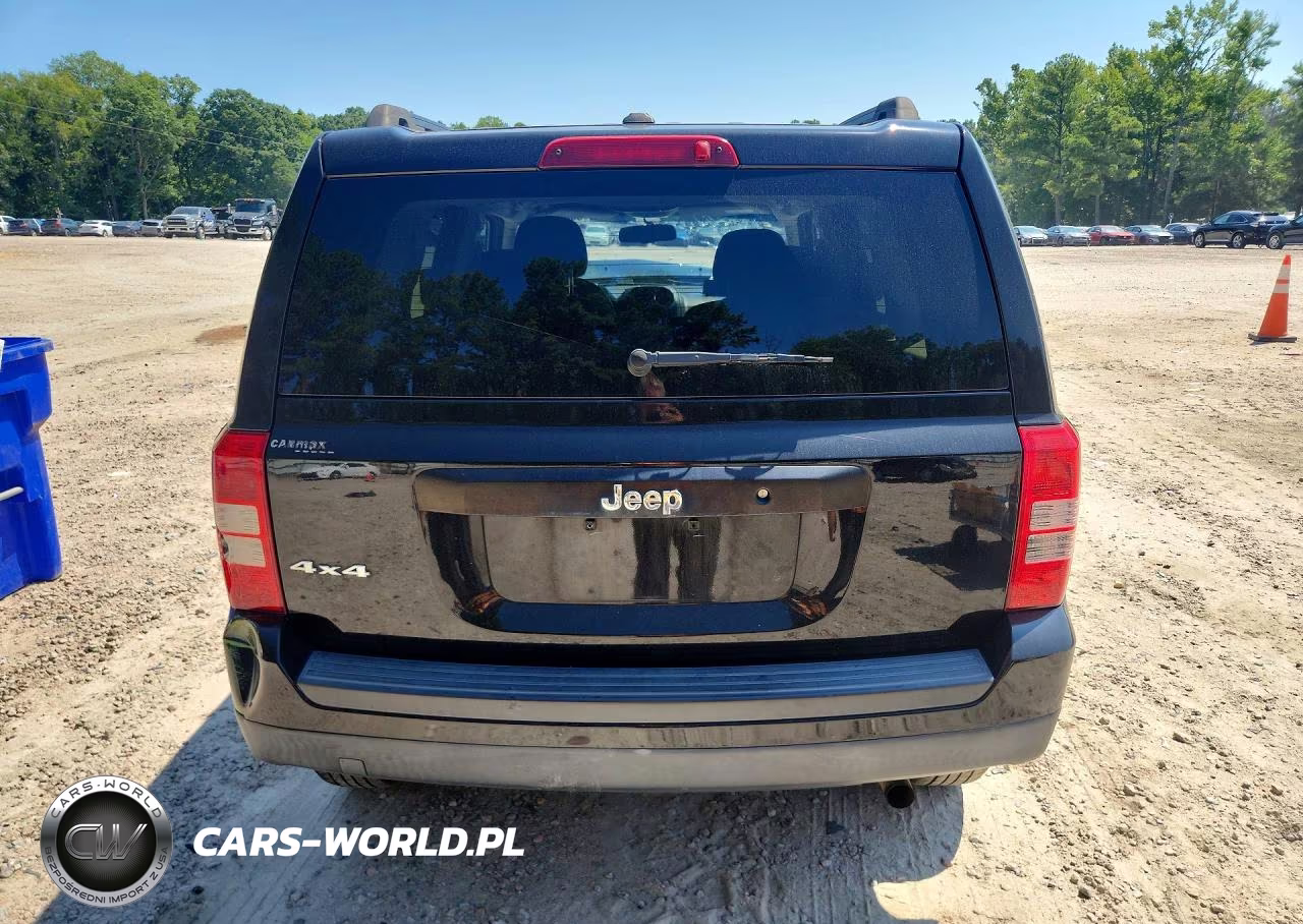 2016 Jeep Patriot Sport VIN:1C4NJRBBXGD580219 - 6