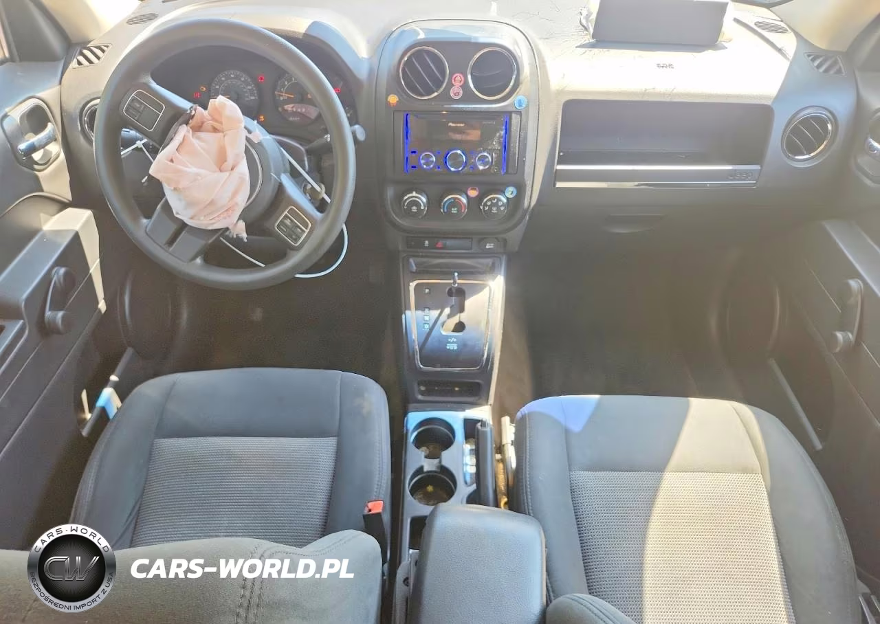 2016 Jeep Patriot Sport VIN:1C4NJRBBXGD580219 - 8