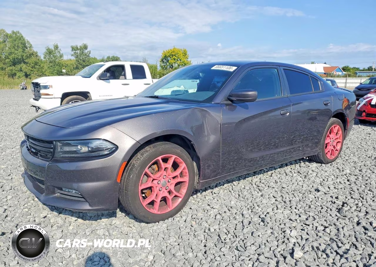 2015 Dodge Charger Sxt – zdjęcie 1 z 12