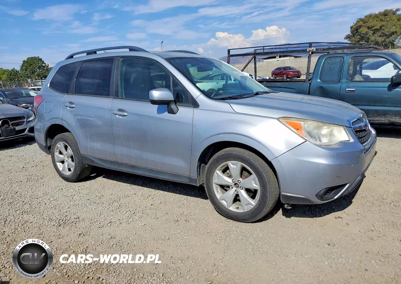 2015 Subaru Forester 2.5I Premium VIN:JF2SJADC1FH549931 - 4