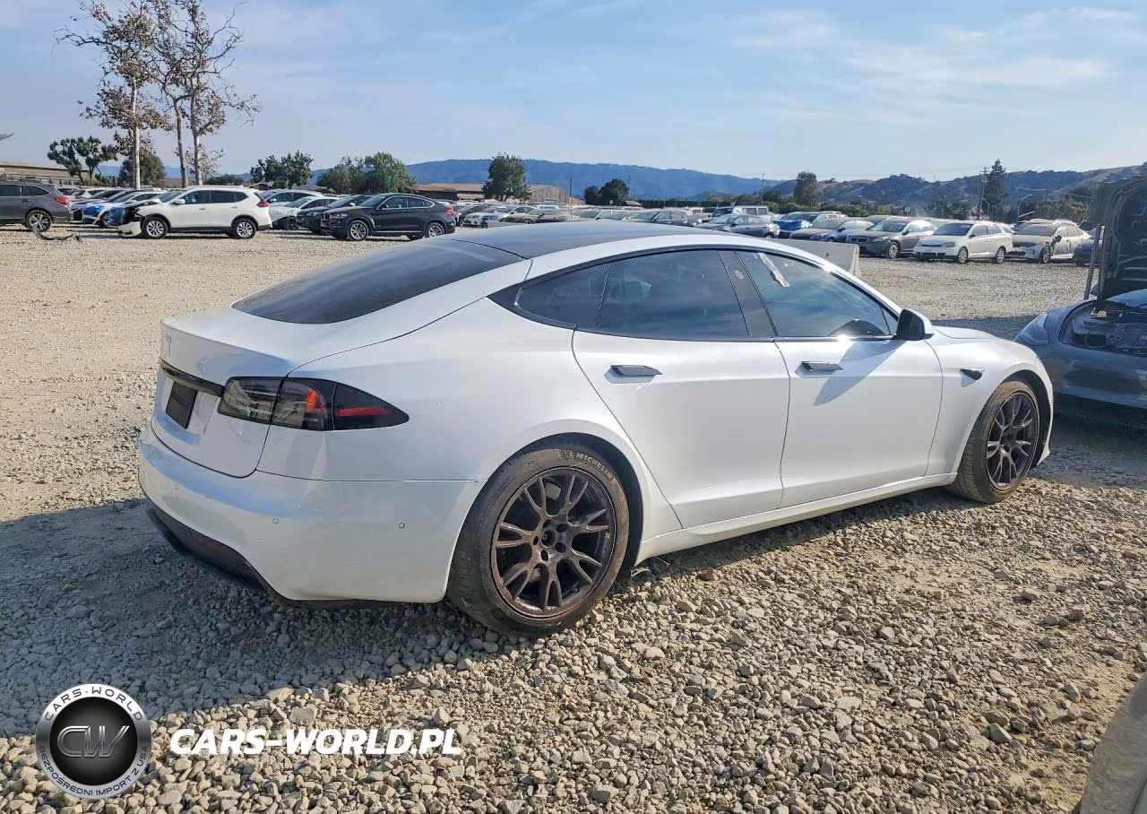 2022 Tesla Model S VIN:5YJSA1E56NF493031 - 3