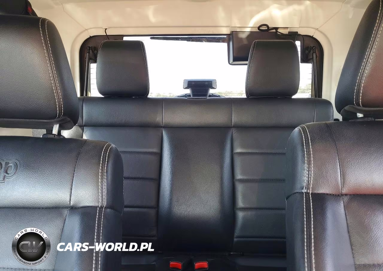 2012 Jeep Wrangler Sahara VIN:1C4GJWBG7CL199916 - 10