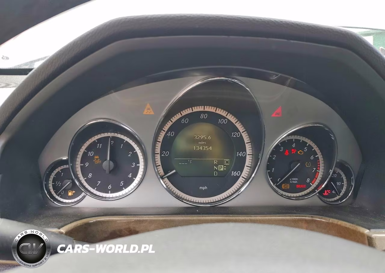 2010 Mercedes-Benz E 350 4Matic VIN:WDDHF8HB0AA166736 - 9
