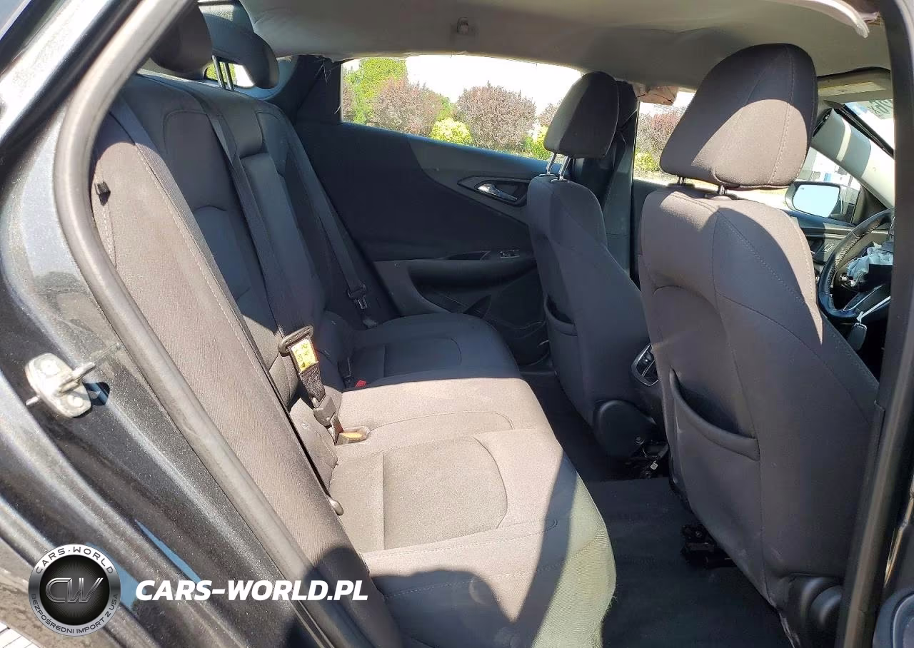 2017 Chevrolet Malibu Lt VIN:1G1ZE5ST9HF263604 - 10