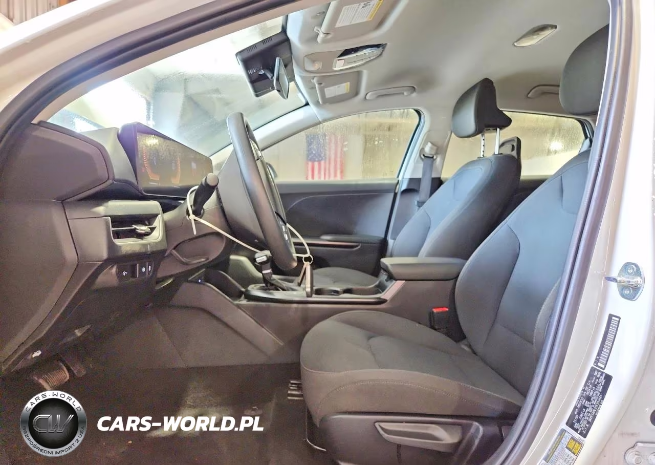 2026 Kia K4 Lxs VIN:3KPFT4DE2TE251421 - 7
