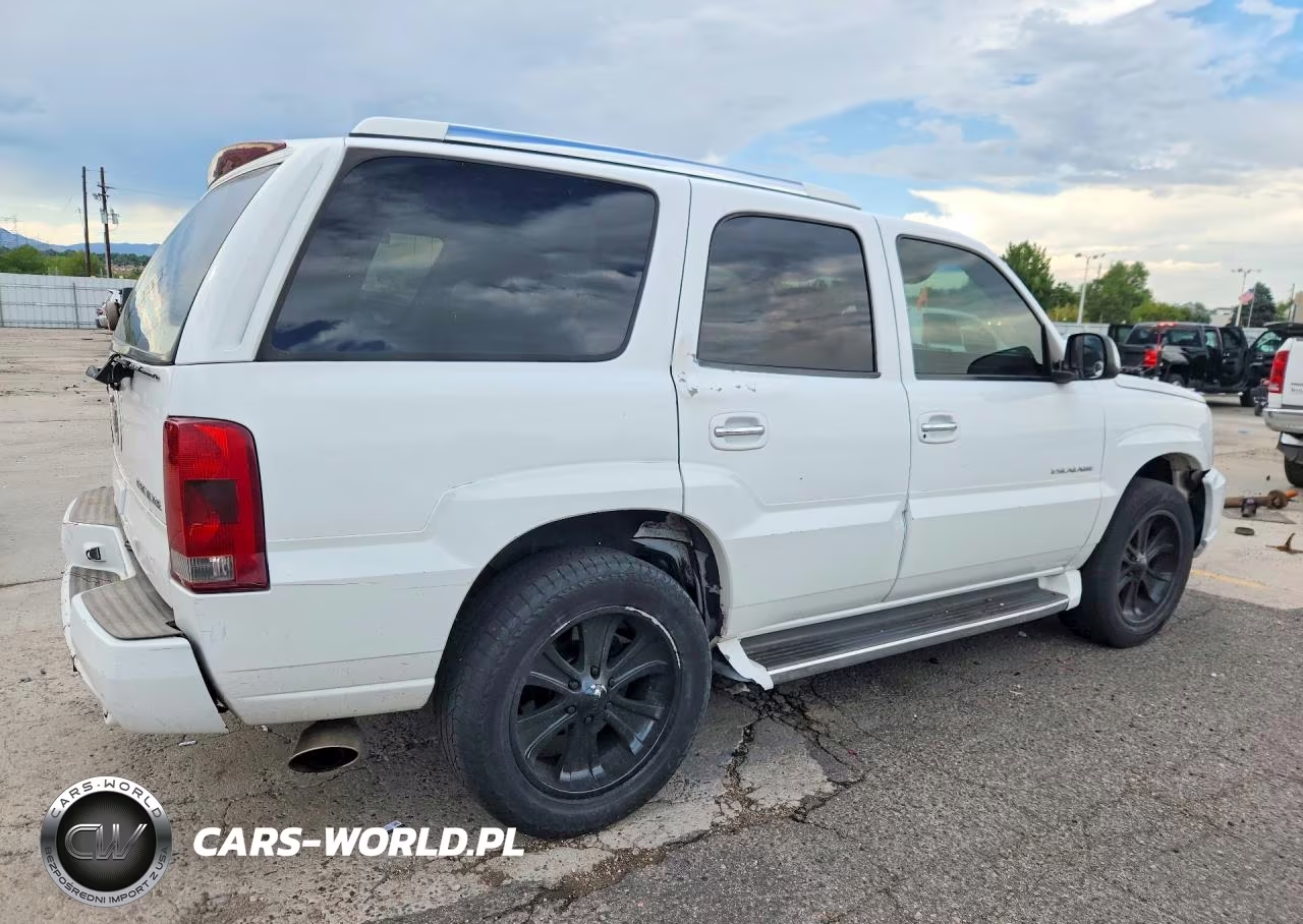 2002 Cadillac Escalade Luxury VIN:1GYEK63N32R114352 - 3