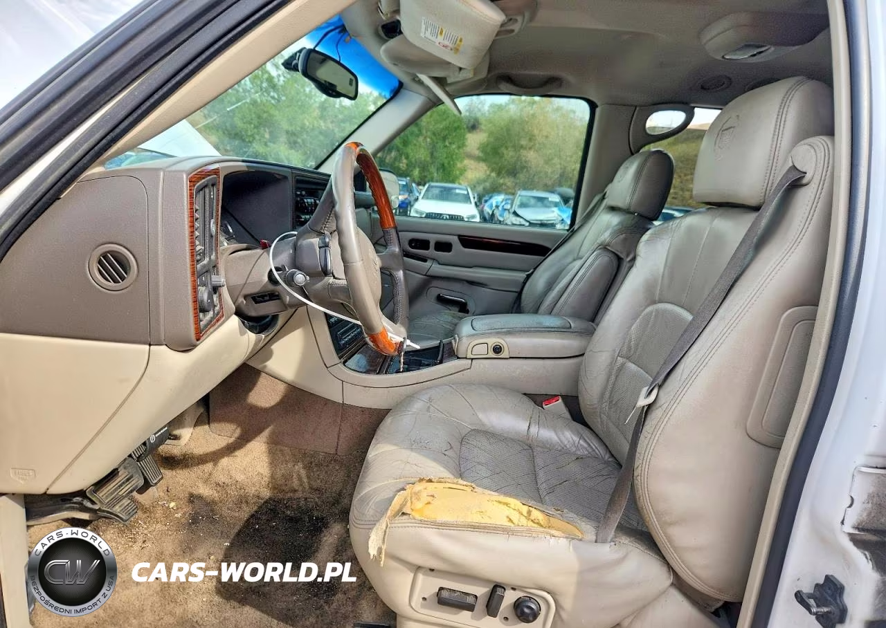 2002 Cadillac Escalade Luxury VIN:1GYEK63N32R114352 - 7