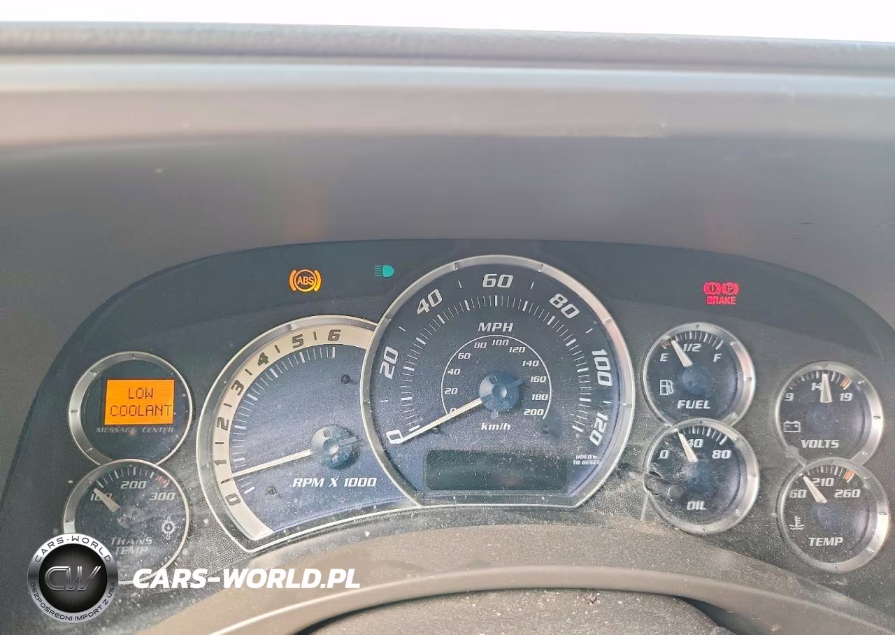2002 Cadillac Escalade Luxury VIN:1GYEK63N32R114352 - 9