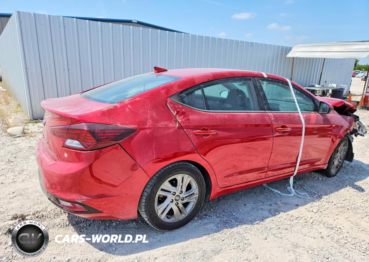 2020 Hyundai Elantra Sel VIN:5NPD84LF2LH560367 - 3