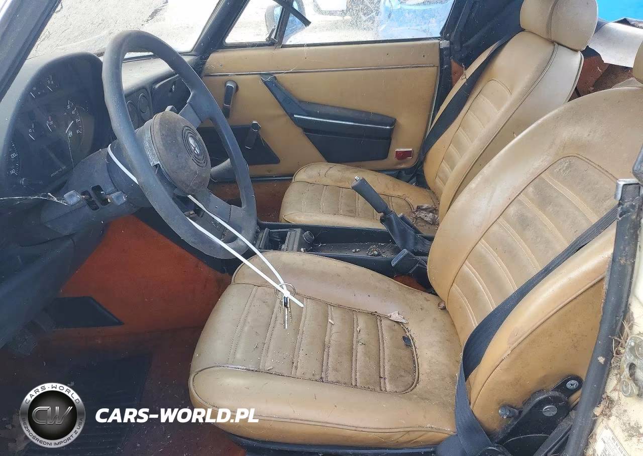 1987 Alfa Romeo Spider Graduate VIN:ZARBA5641H1045361 - 7