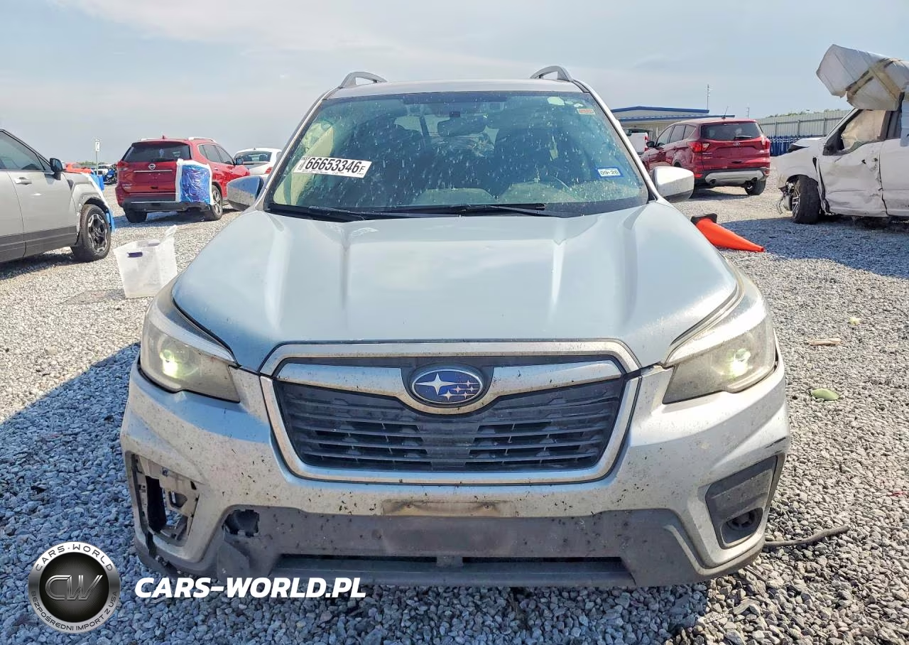 2020 Subaru Forester Premium VIN:JF2SKAJC6LH425182 - 5