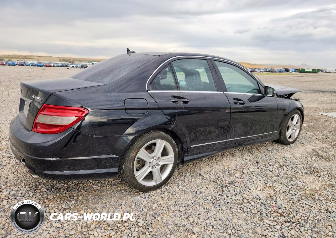 2011 Mercedes-Benz C 300 4Matic VIN:WDDGF8BBXBR174091 - 3