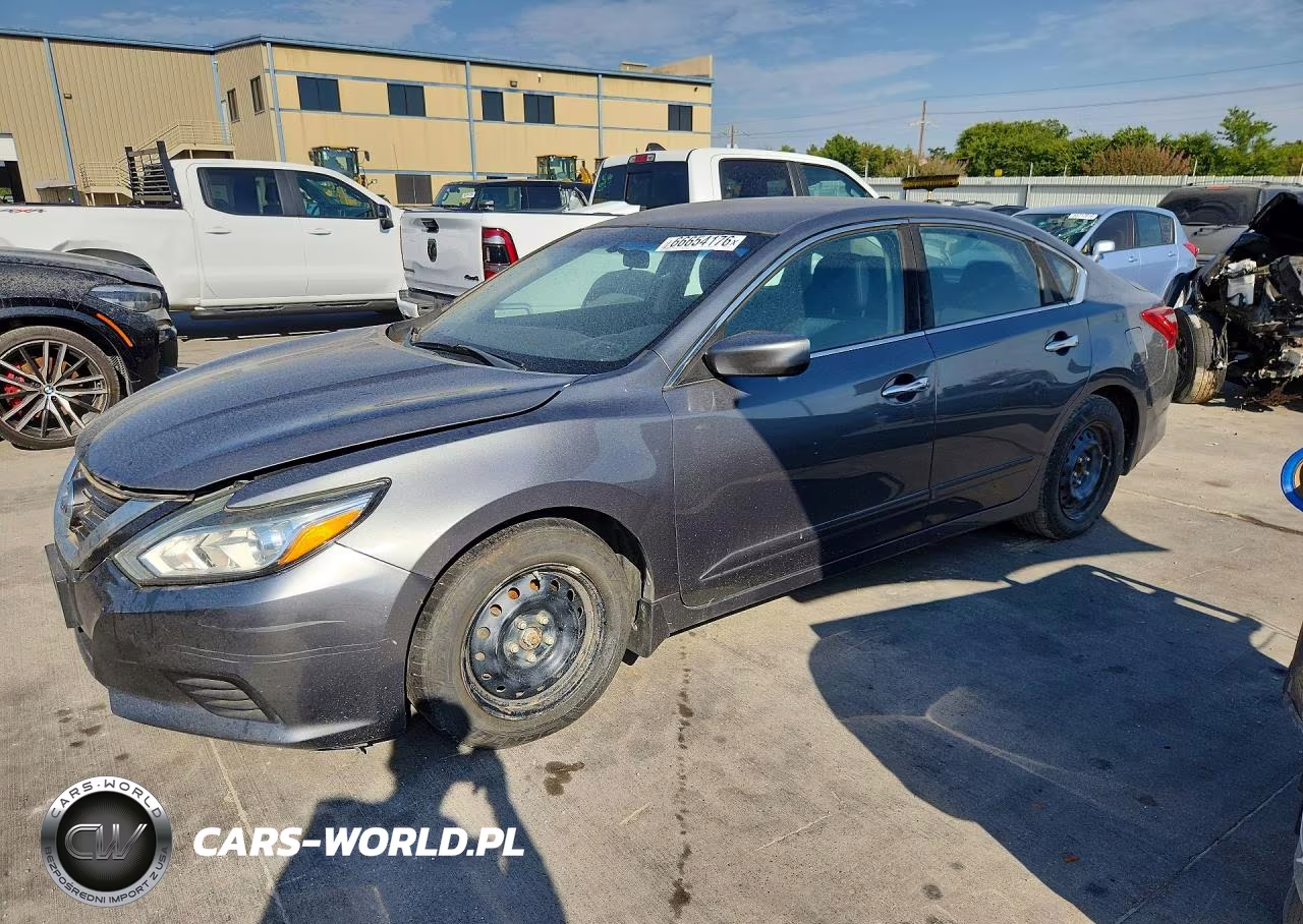 2016 Nissan Altima 2.5 S – zdjęcie 1 z 12