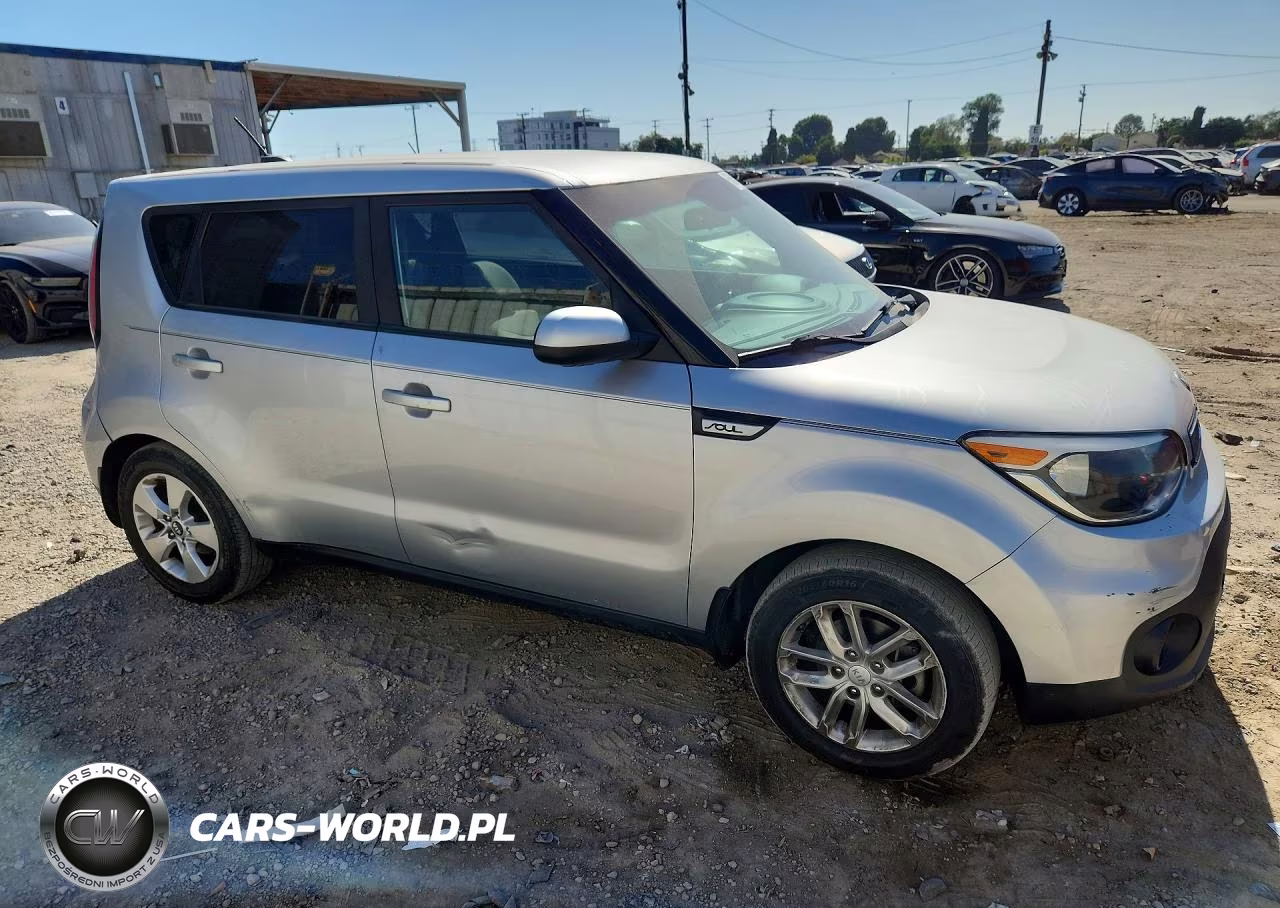 2018 Kia Soul Base VIN:KNDJN2A29J7587616 - 4