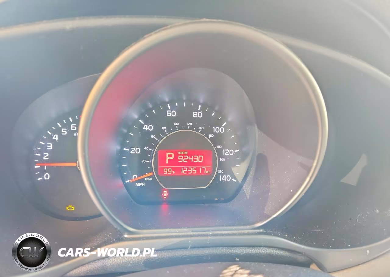 2018 Kia Soul Base VIN:KNDJN2A29J7587616 - 9