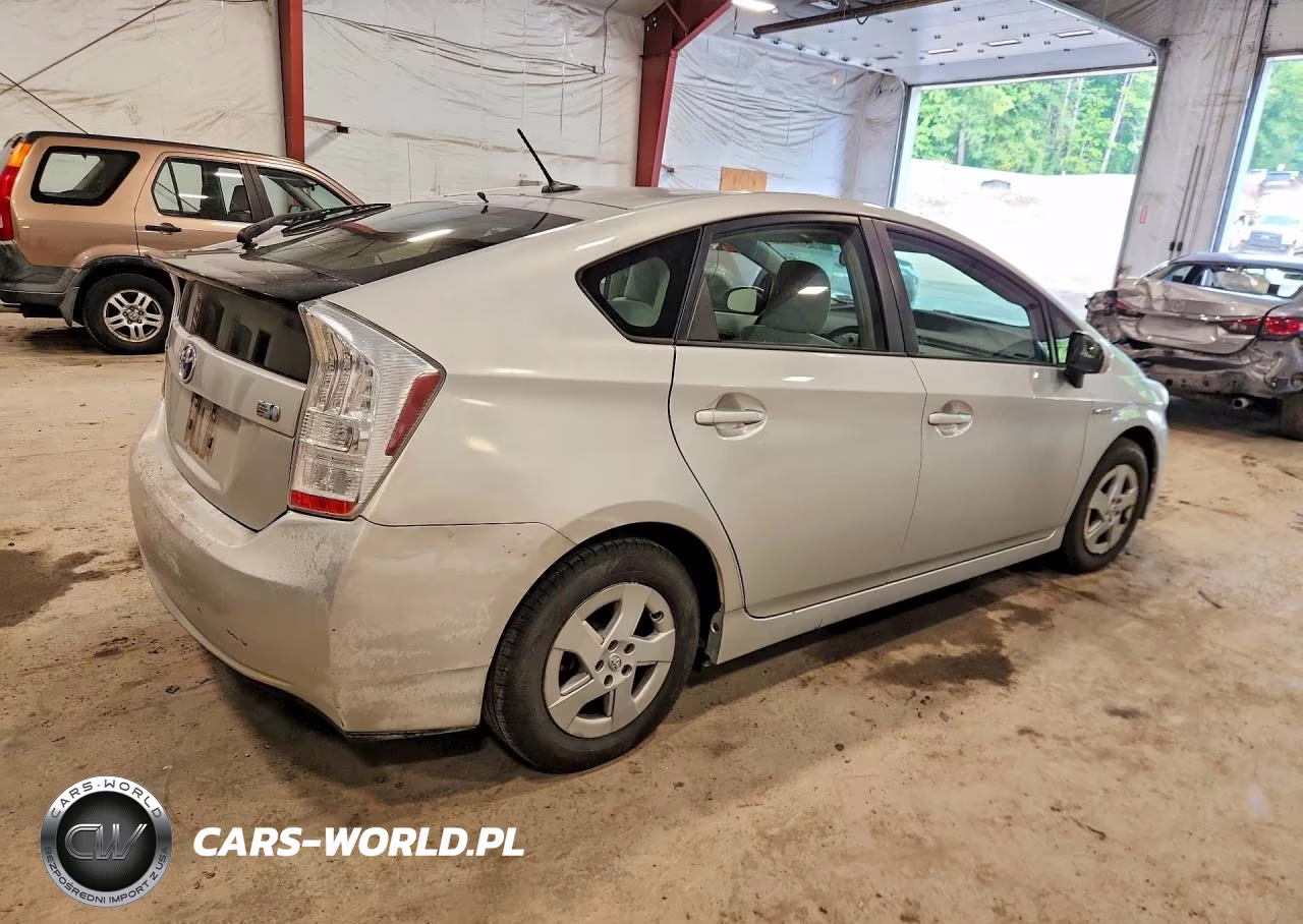 2010 Toyota Prius Iii VIN:JTDKN3DU2A5215022 - 3
