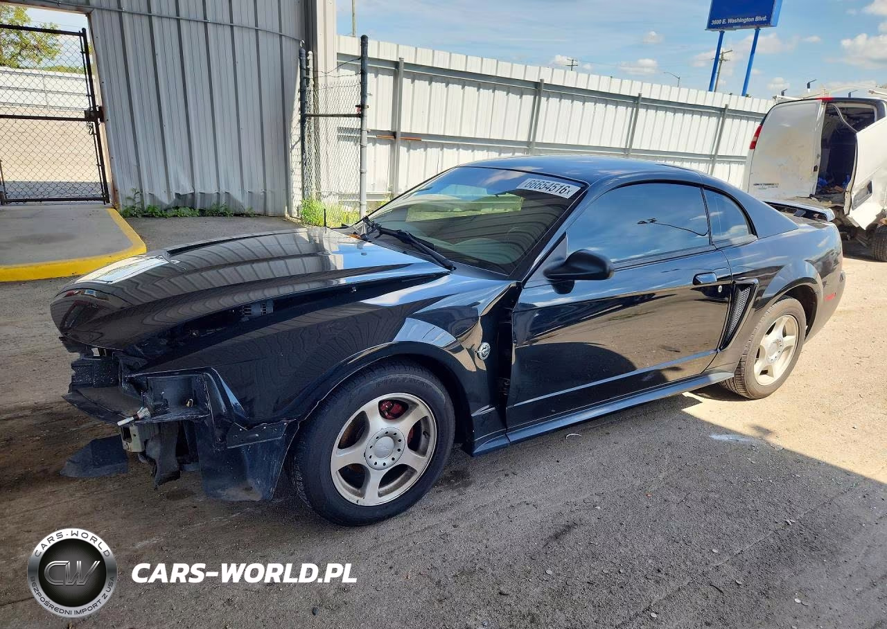 2004 Ford Mustang