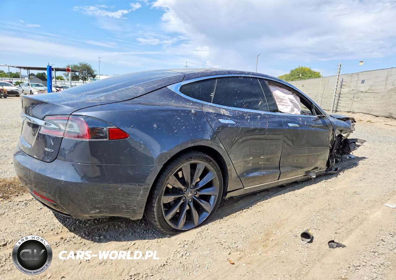2016 Tesla Model S VIN:5YJSA1E28GF154960 - 3