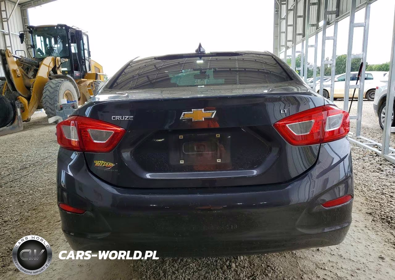 2017 Chevrolet Cruze Lt VIN:1G1BE5SM7H7228774 - 6