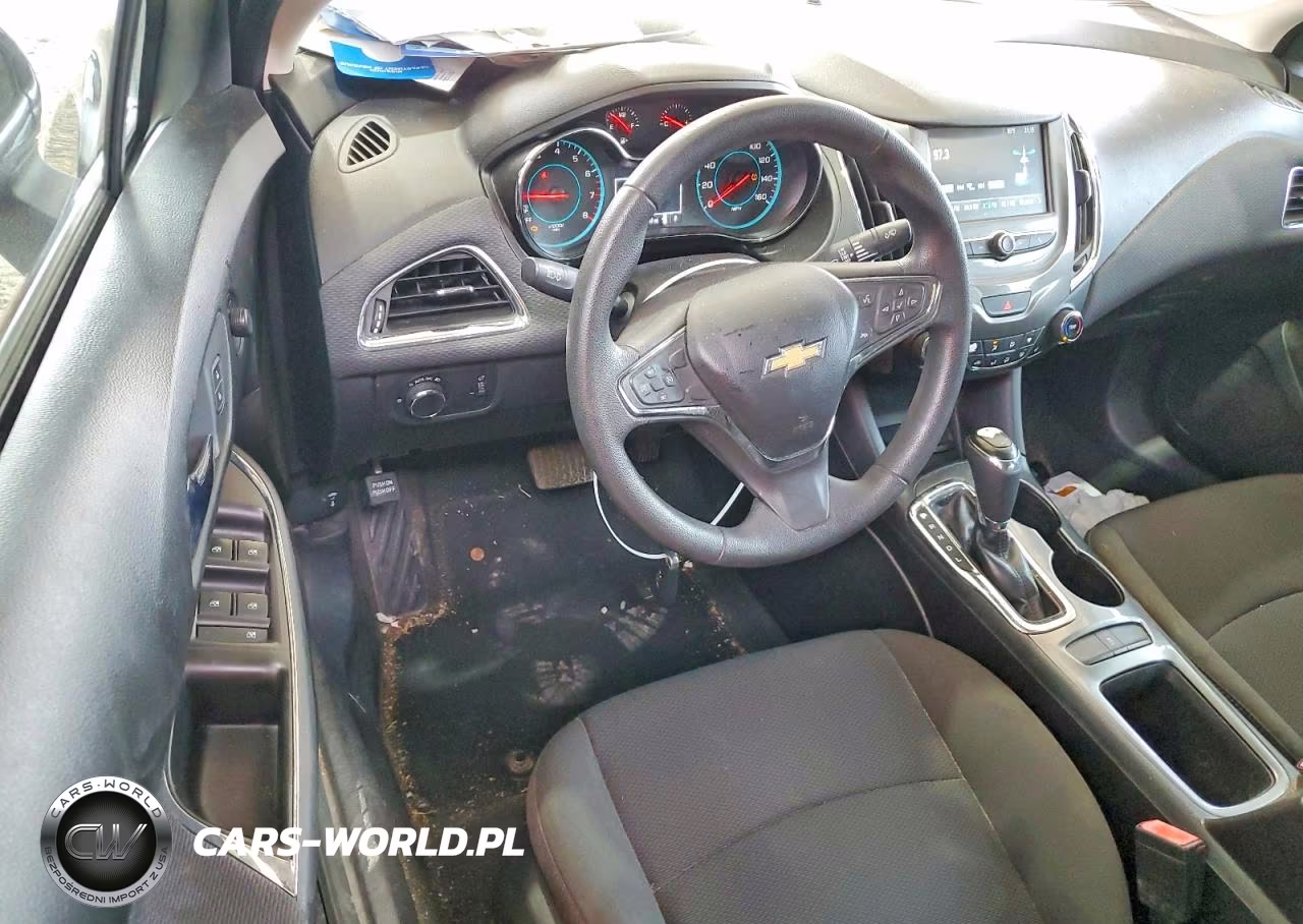 2017 Chevrolet Cruze Lt VIN:1G1BE5SM7H7228774 - 8