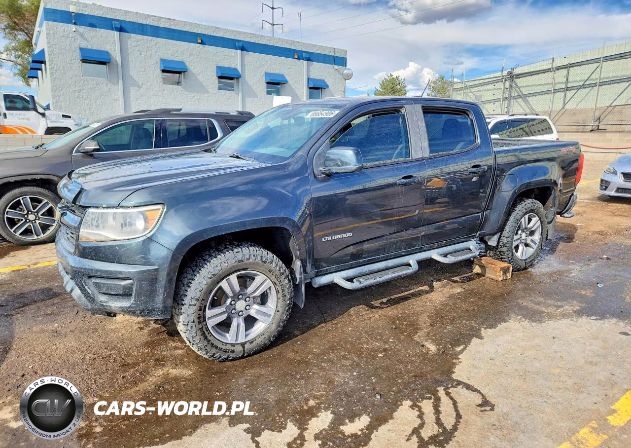 2018 Chevrolet Colorado VIN:1GCGTBEN3J1106282 - 1