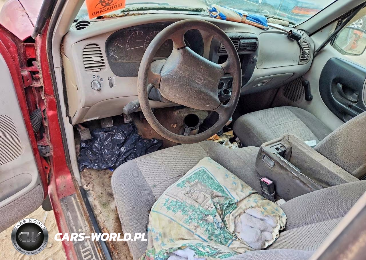 1998 Mazda B2500 Cab Plus VIN:4F4YR16C4WTM27714 - 8