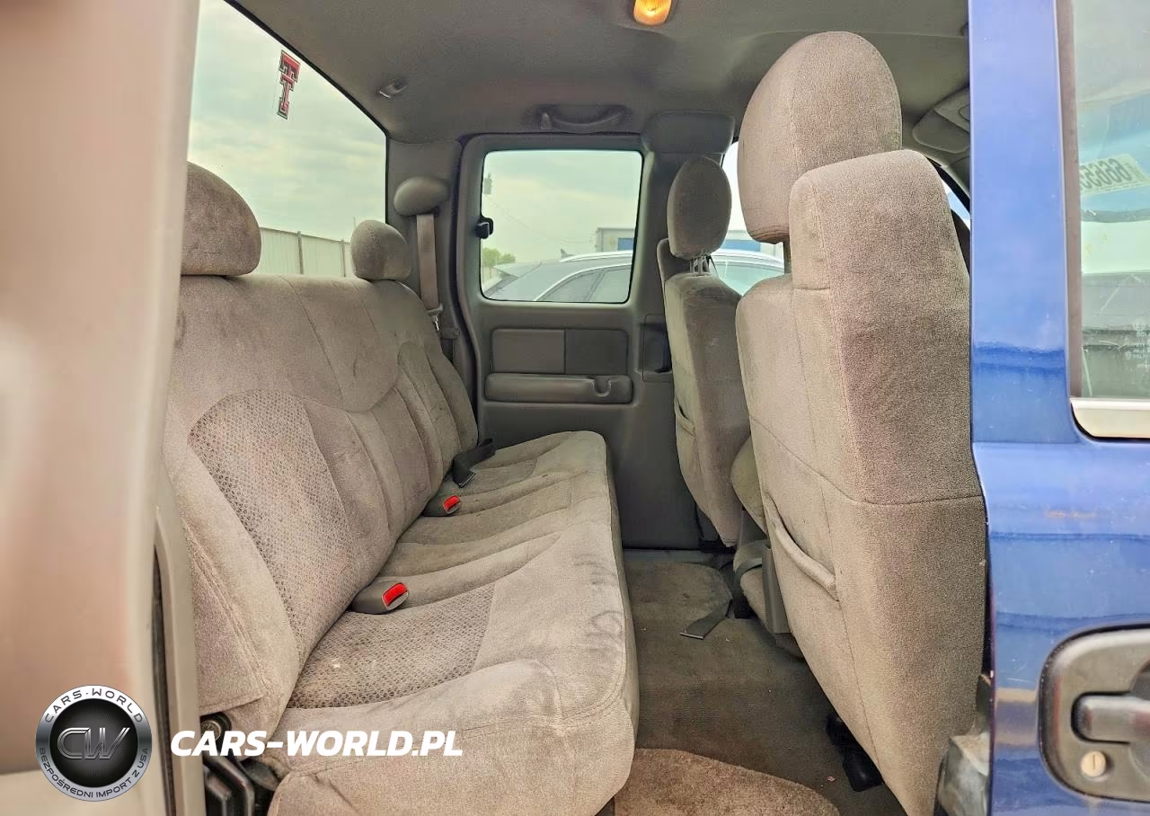 2000 Chevrolet Silverado C1500 VIN:2GCEC19T5Y1325694 - 10