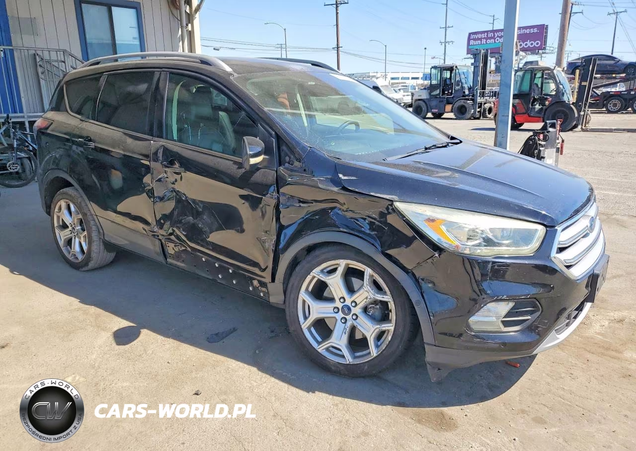2017 Ford Escape Titanium VIN:1FMCU0J93HUC80253 - 4