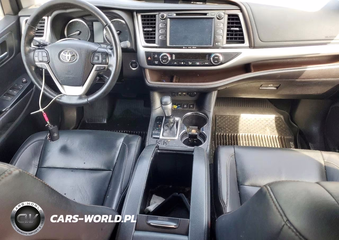 2019 Toyota Highlander Xle VIN:5TDJZRFH9KS588508 - 8