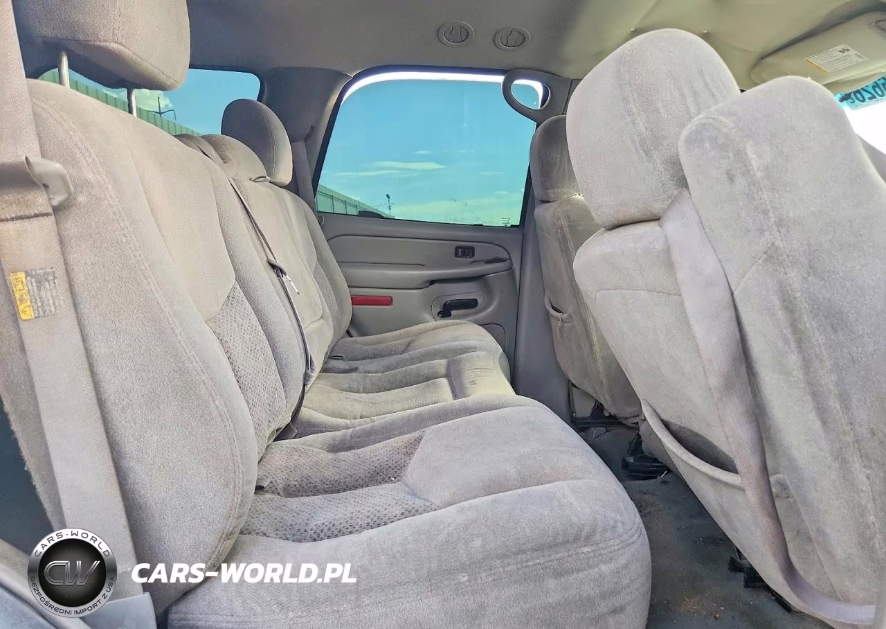 2004 Chevrolet Tahoe C1500 VIN:1GNEC13V94R194188 - 11