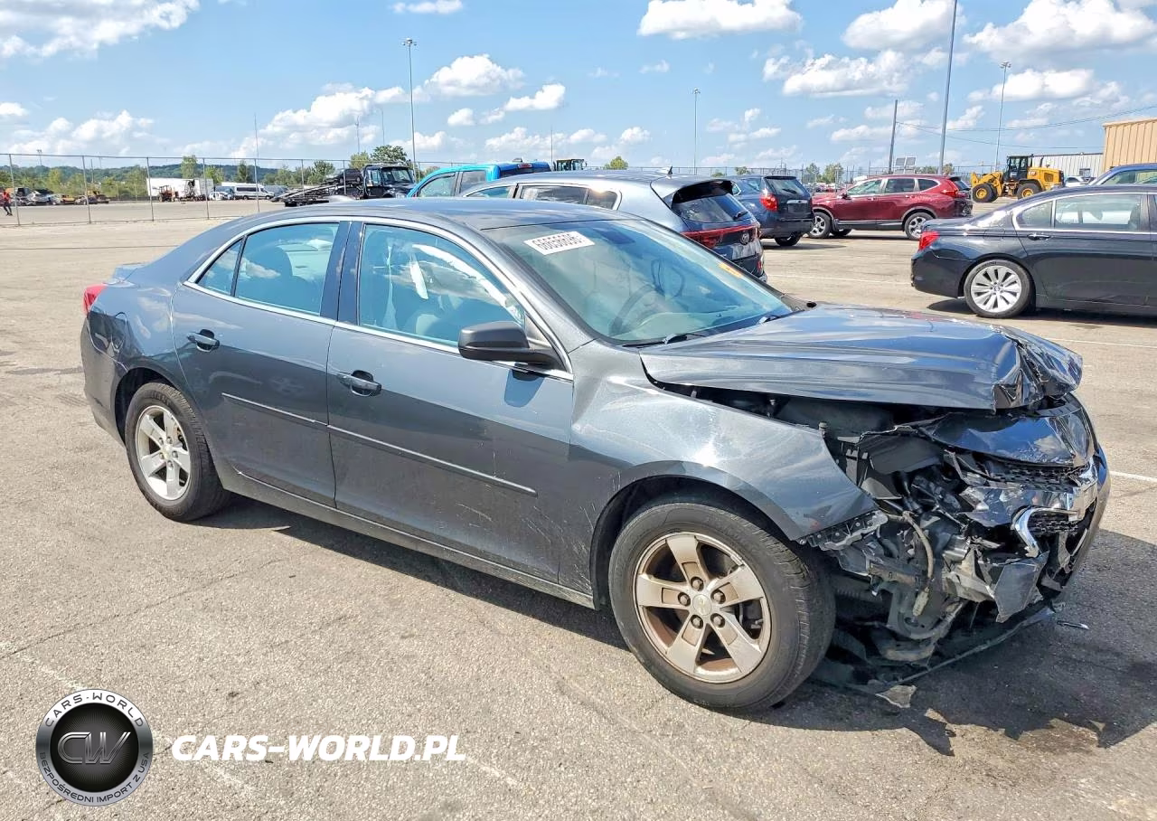 2015 Chevrolet Malibu Ls VIN:1G11B5SL8FF188803 - 4